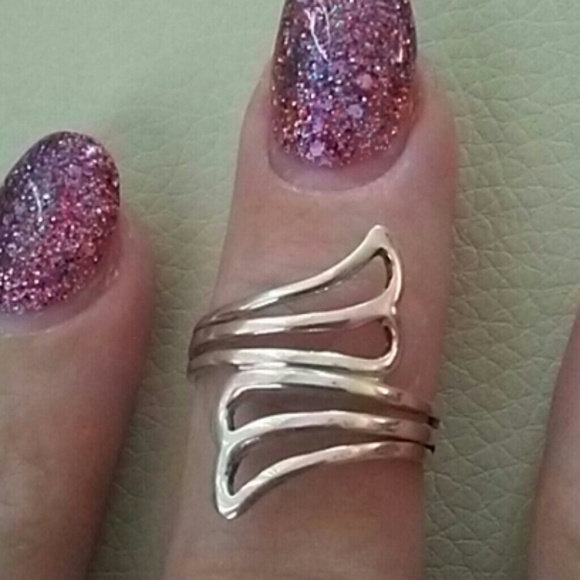 Jewelry - 925 STERLING RING